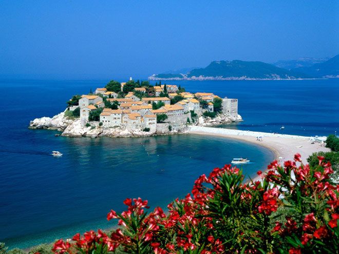 Pysähdy Montenegrossa syksyllä: kolme tärkeintä "varten"